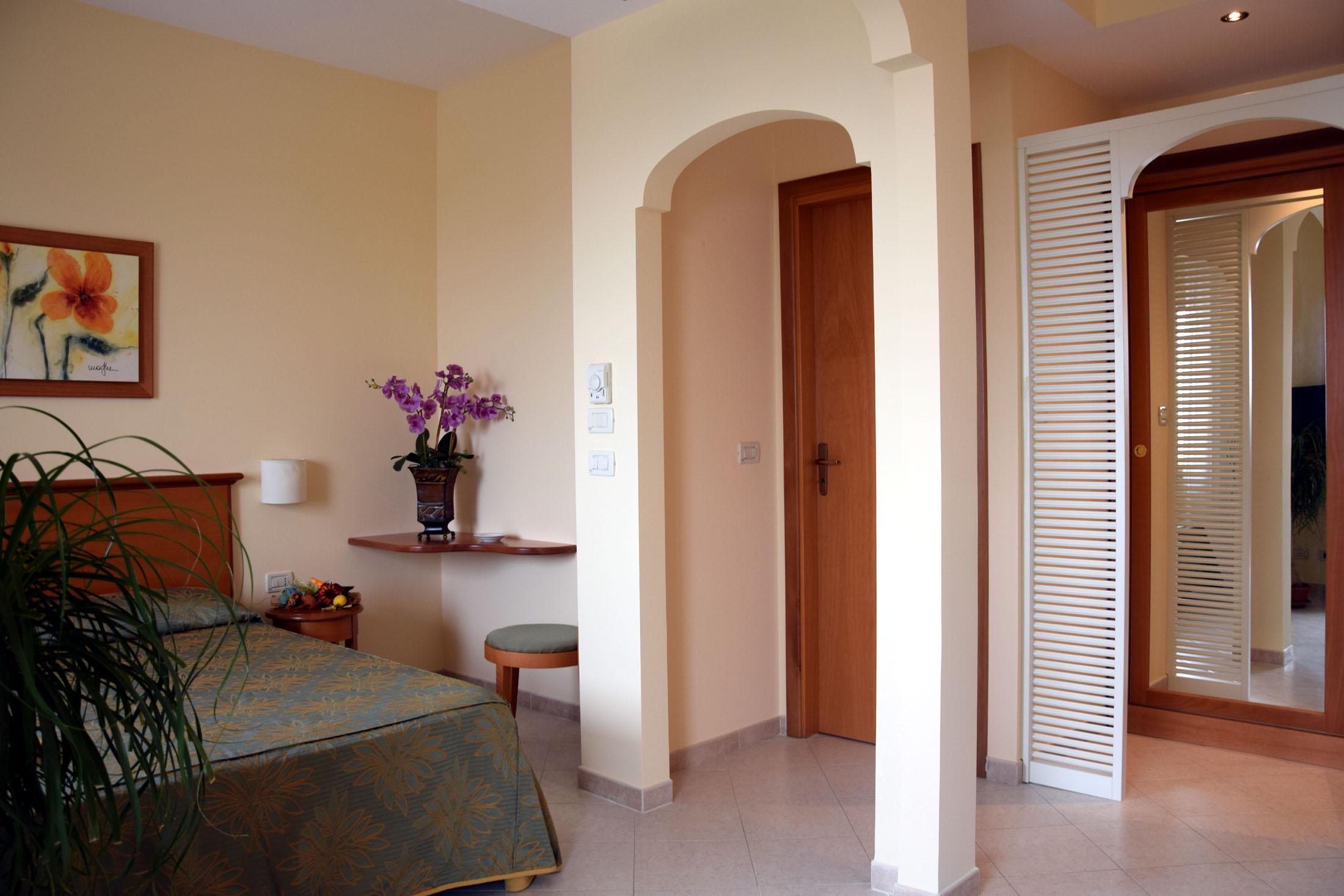 Hotel Tirreno Parghelia Exteriér fotografie
