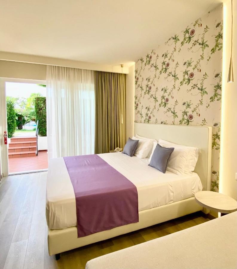 Hotel Tirreno Parghelia Exteriér fotografie