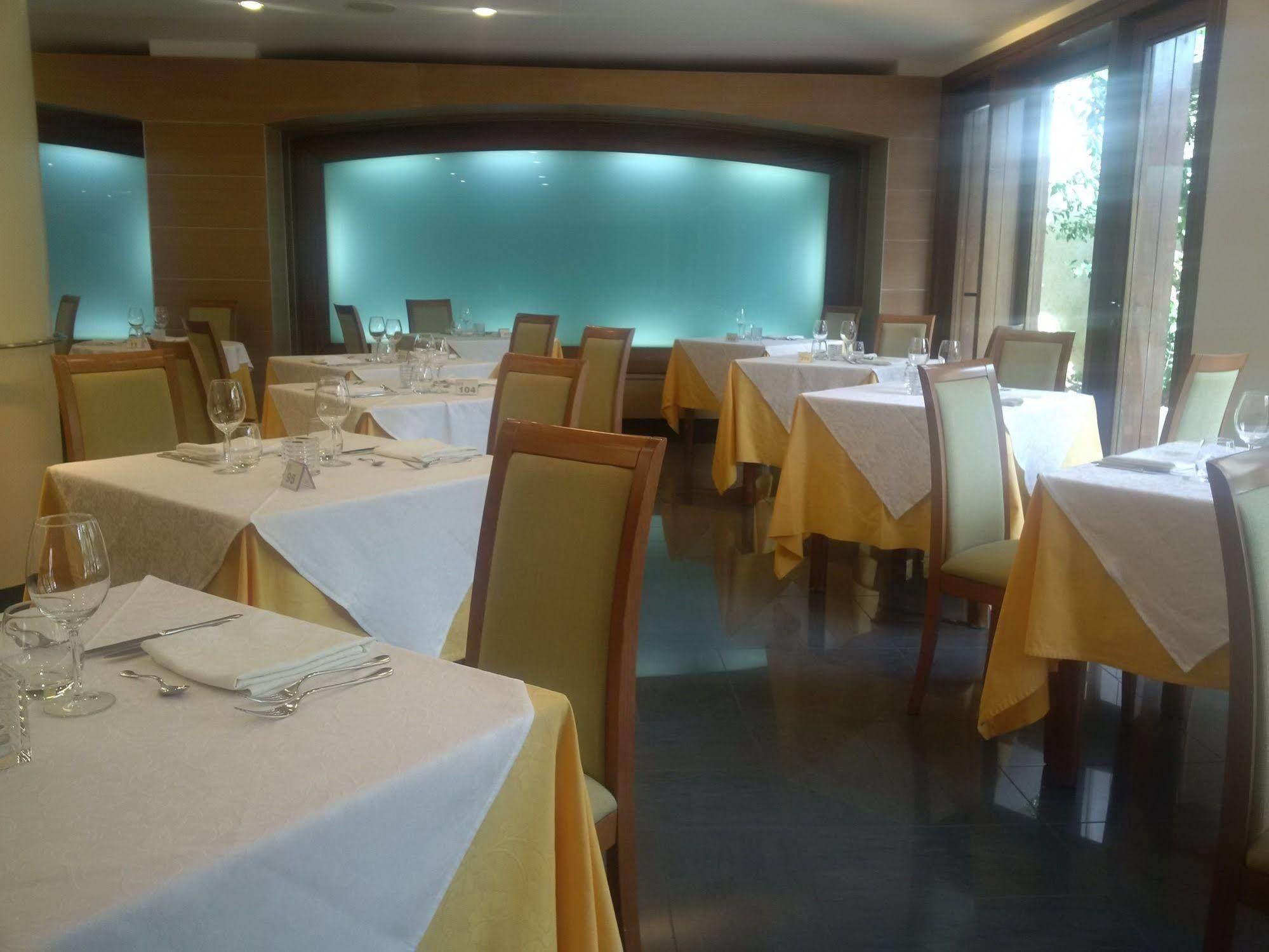 Hotel Tirreno Parghelia Exteriér fotografie