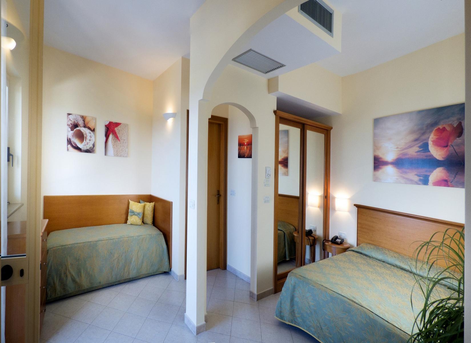 Hotel Tirreno Parghelia Exteriér fotografie